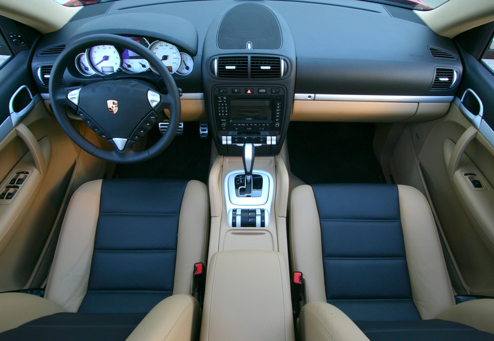 Porsche Cayenne S Titanium interior